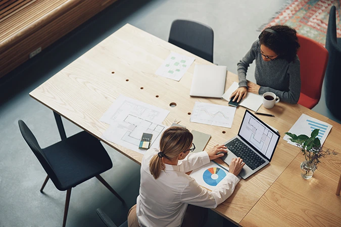 top-view-businesspeople-working-together-new-project-modern-office-teamwork-concept